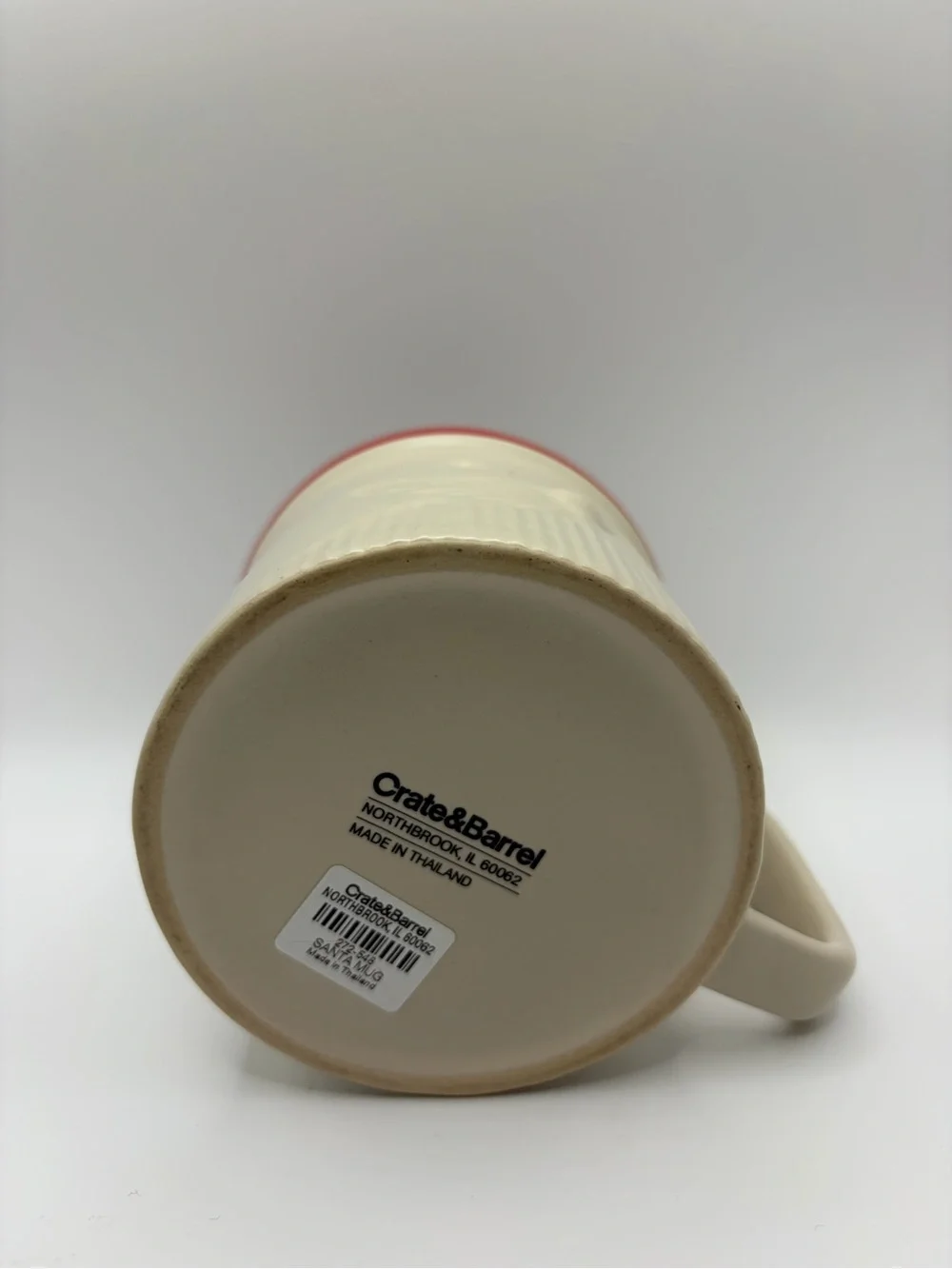 NWT Crate&Barrel Cream Embossed Santa Design Mug with Red Accent Interior